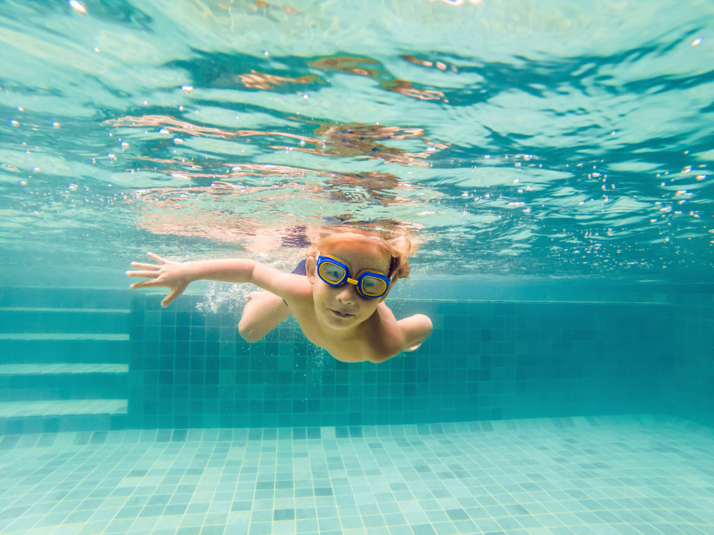 swimming-lessons-for-kids-antibes-cannes-eze-monaco-nice